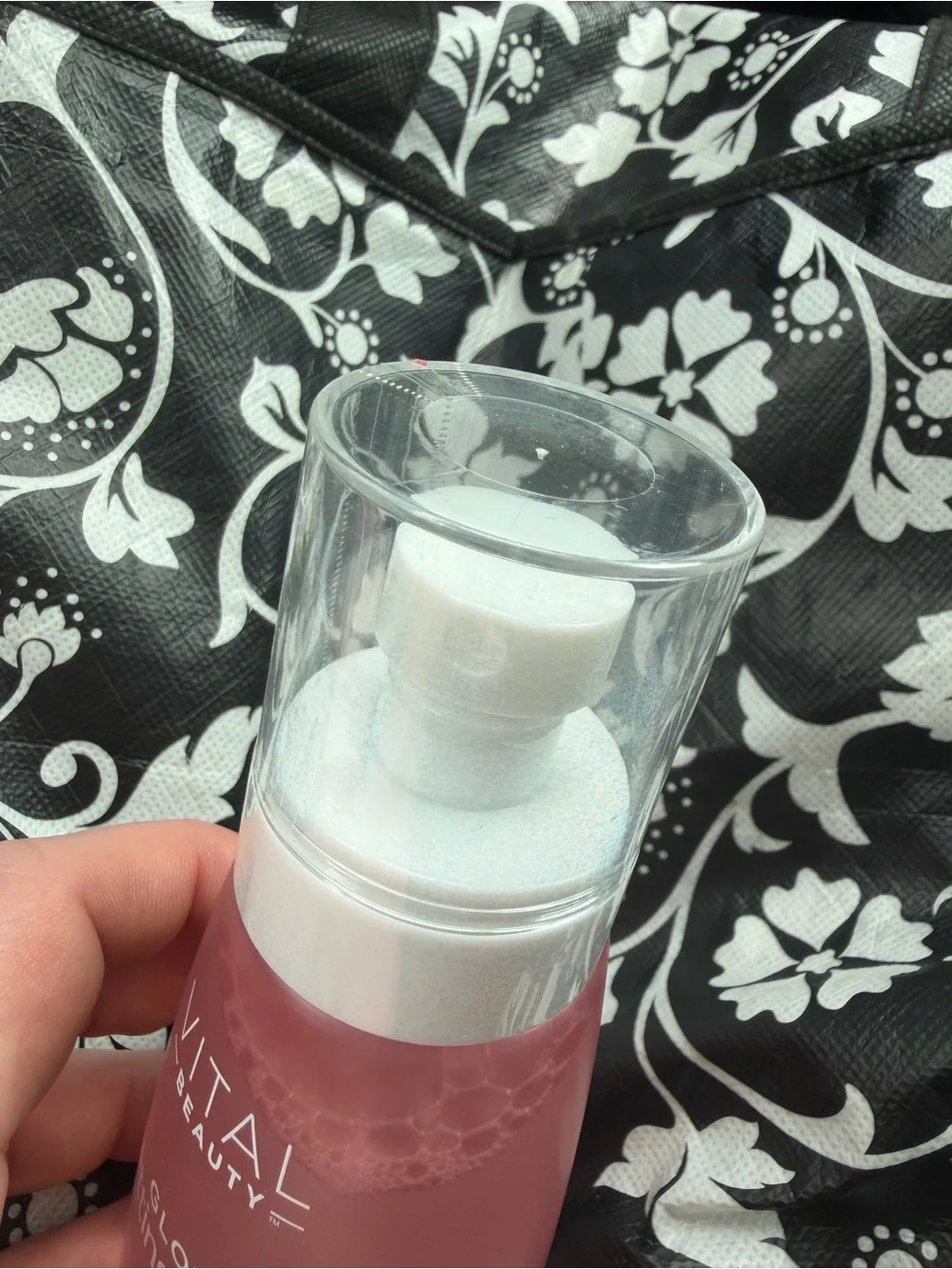 Glow Setting Spray — Rose Water & Hyaluronic Acid (Pink)